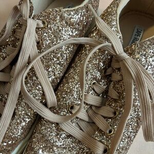 NEW GOLD SEQUIN FASHIONABLE SNEAKERS SIZE 10